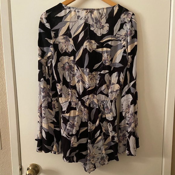 Romper - Picture 3 of 3